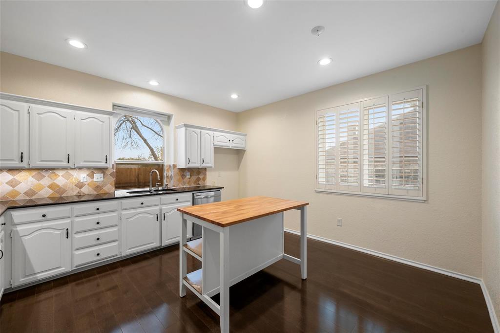 1819 Sandalwood Lane