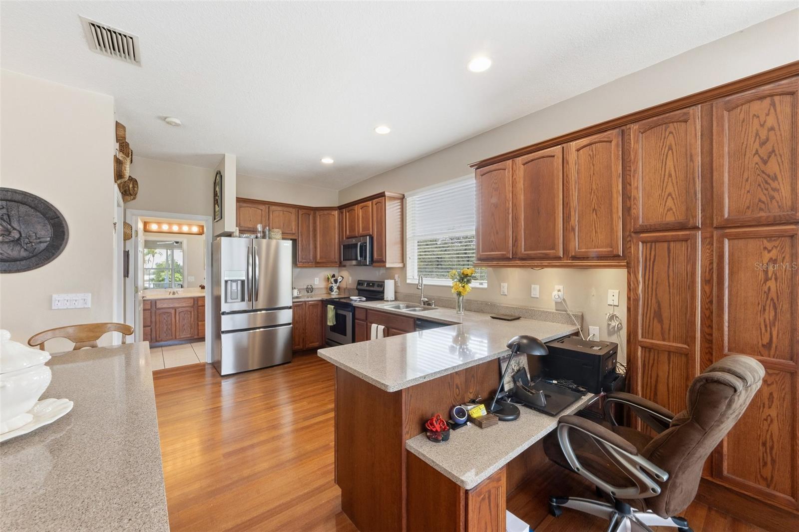 310 13th Avenue W
