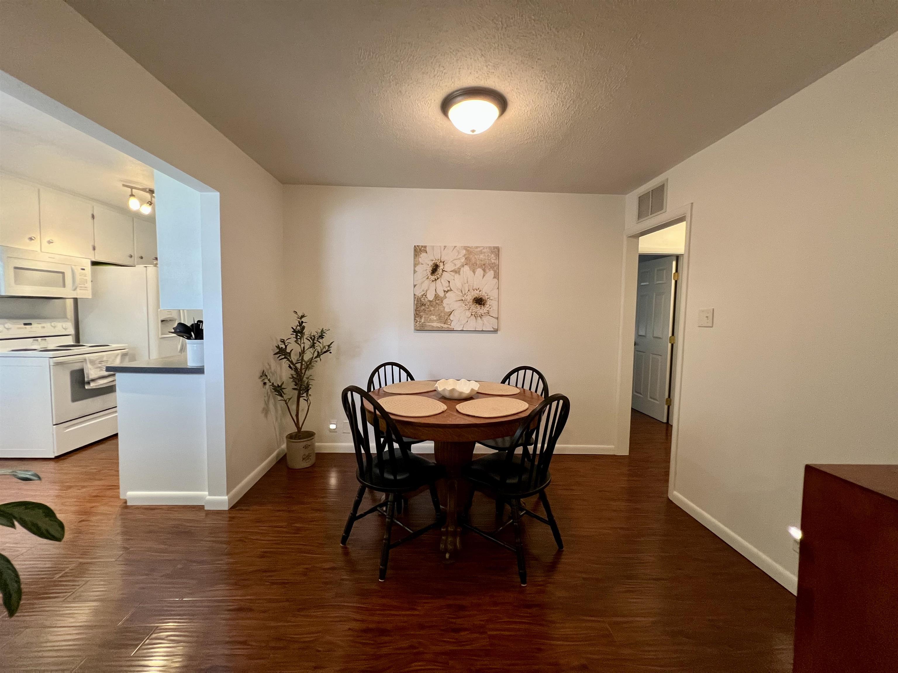 1815 N 9th