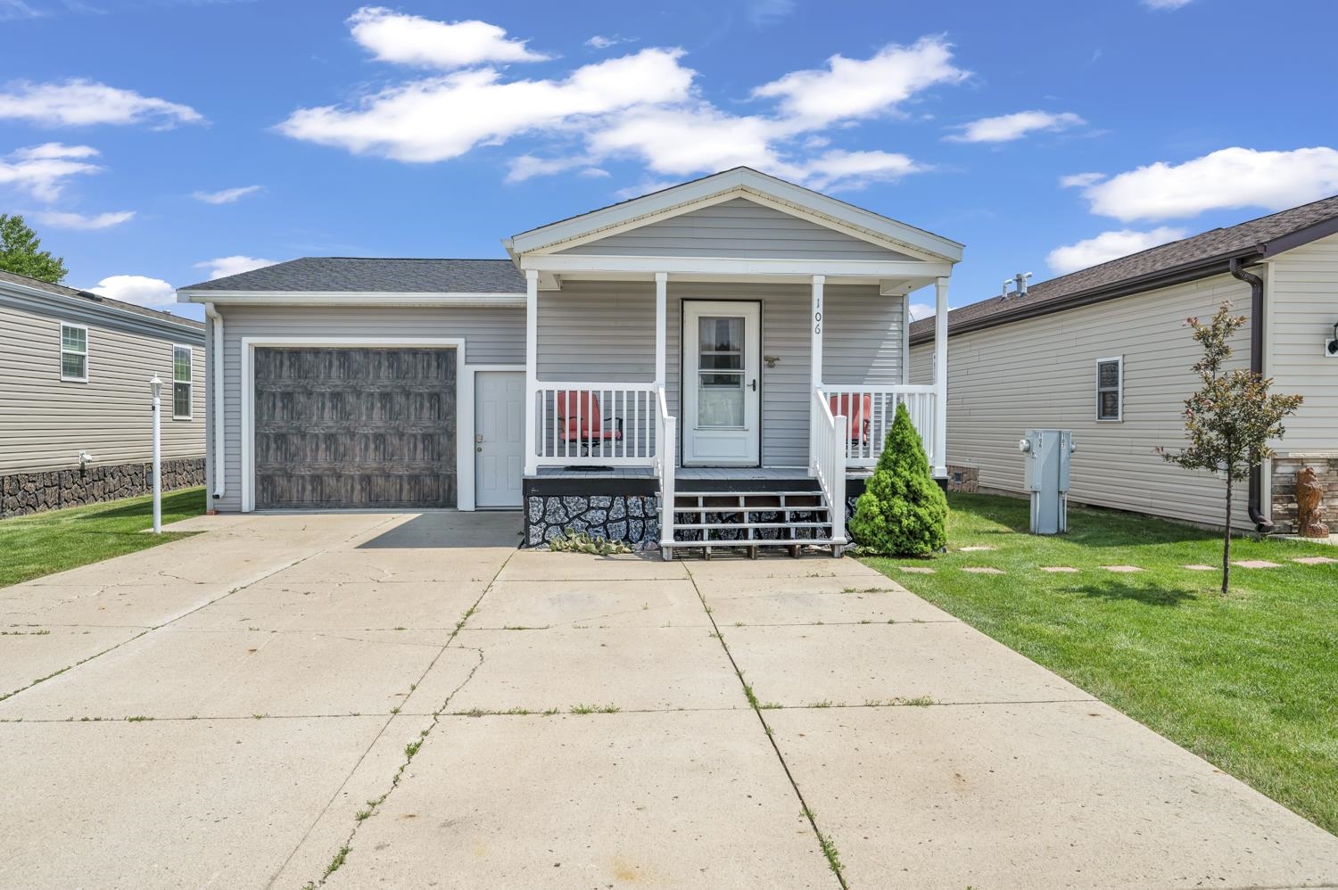3200 Okoboji Avenue 106