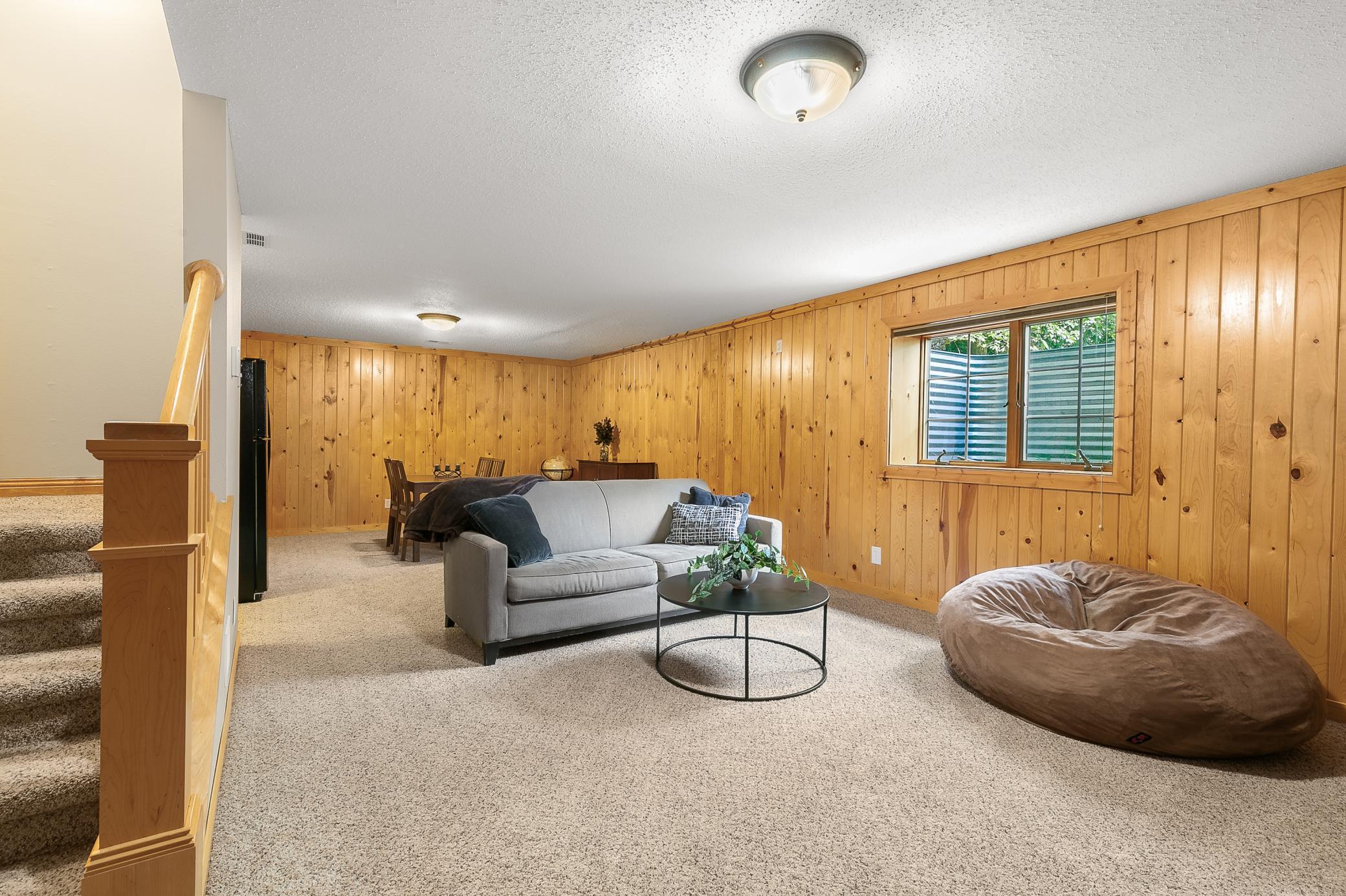 1301 Pondview Lane