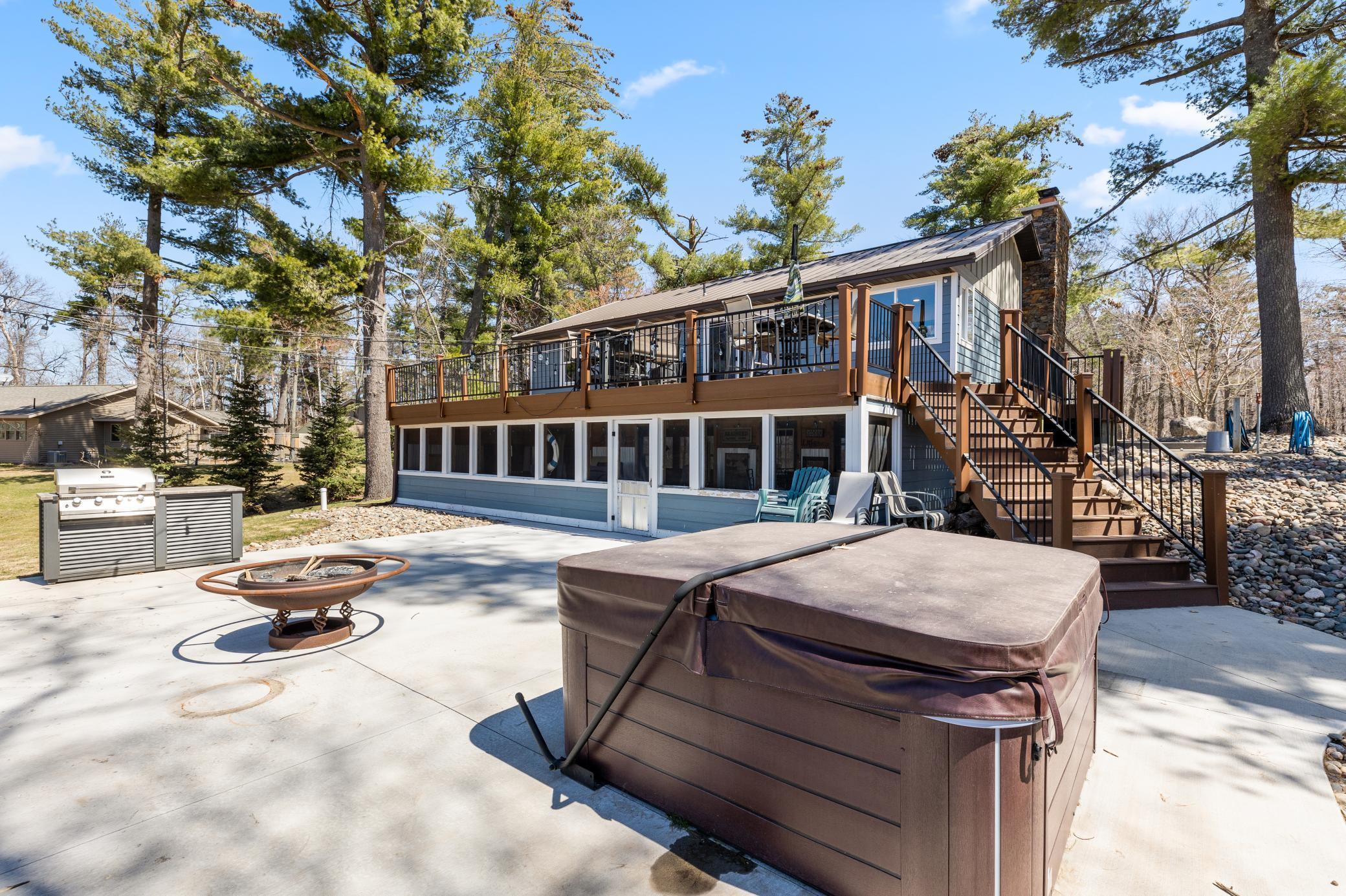 North Long / Gilbert Lake Homes