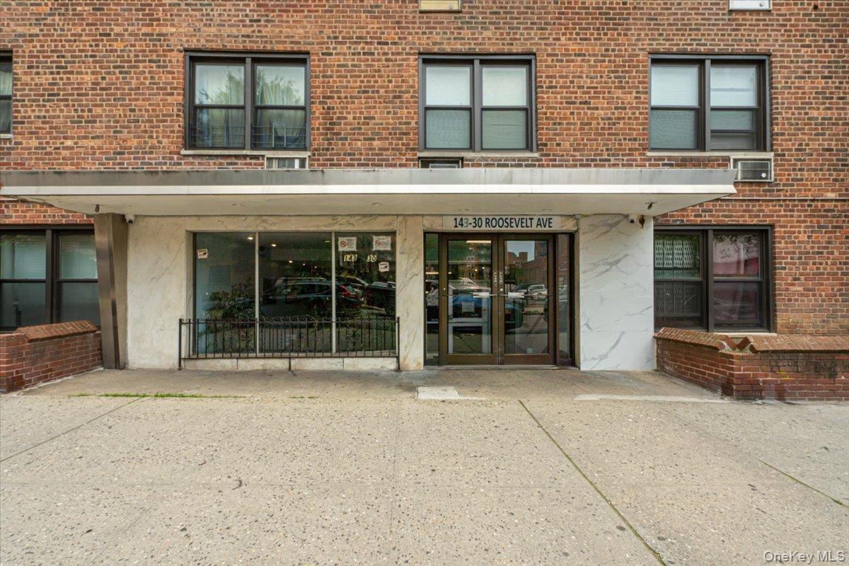 Discover comfortable and convenient living in this well-maintained 2-bedroom, 1-bathroom co-op, ideally situated in the heart of Downtown Flushing. This home features a spacious living room and dining area, perfect for entertaining or relaxing, as well as a functional eat-in kitchen. The primary bedroom offers generous space for comfort, and the second bedroom is well-sized. The full bathroom is well-maintained, featuring classic tiling and a full tub. This apartment is a commuter's dream, offering seamless transit options via the Flushing-Main Street Station, which provides access to the 7 subway train, the Long Island Rail Road (LIRR), and numerous local bus routes. Enjoy unparalleled access to vibrant shopping and dining at The Shops at Skyview, along with Flushing Meadows Corona Park and the Queens Botanical Garden. This prime location offers the perfect blend of residential comfort and city convenience.