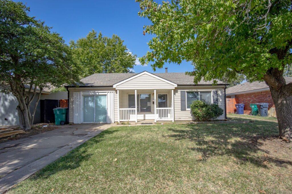 Welcome to 2537 NW 48th St in Oklahoma City! This charming 3-bedroom, 1.5-bath home offers 1,779 sq ft of comfortable living space with plenty of character. Inside, you'll find spacious living areas filled with natural light, a functional kitchen with room for everyday meals, and a versatile bonus room that can be used as a second living area, home office, or playroom. The three bedrooms provide ample space, while the additional half bath adds convenience. Outside, the property features a nice-sized yard for outdoor enjoyment. Conveniently located near shopping, dining, and major highways, this home combines charm and accessibility in one great package.