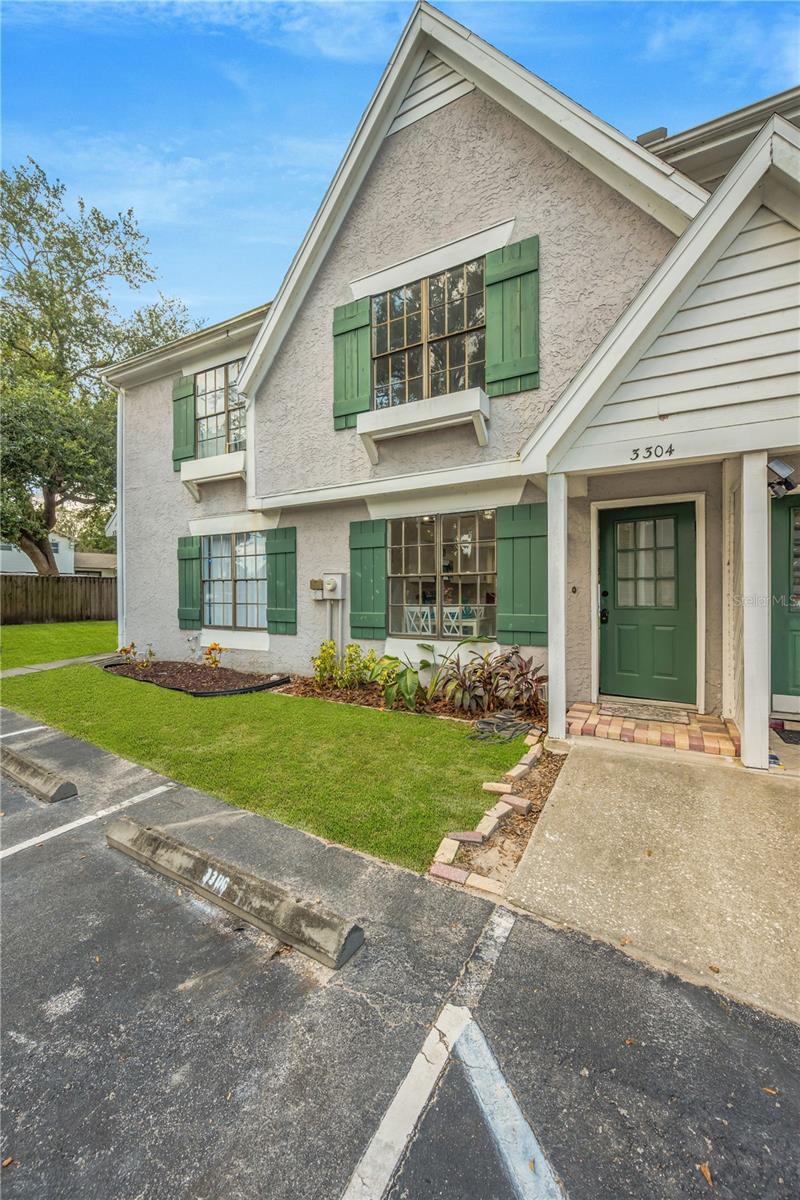 3304 Laurel View Drive