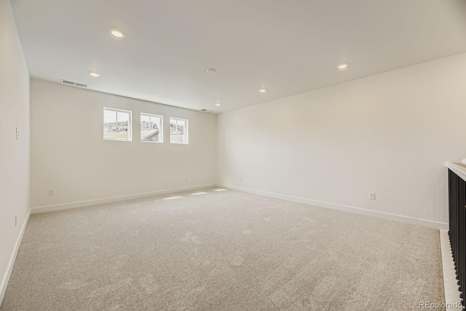 12780 W Glasgow Place