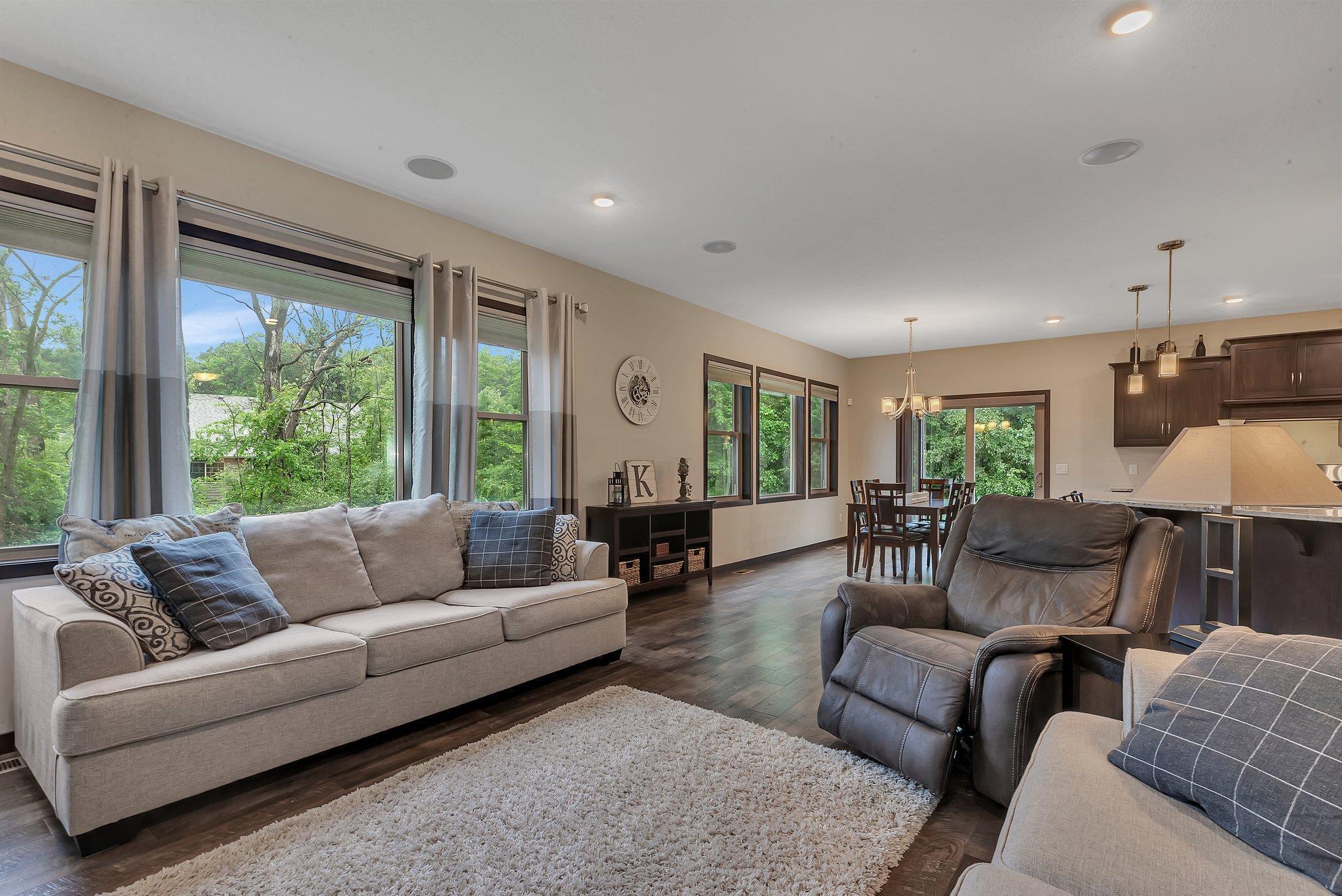 2214 Orchid Lane S