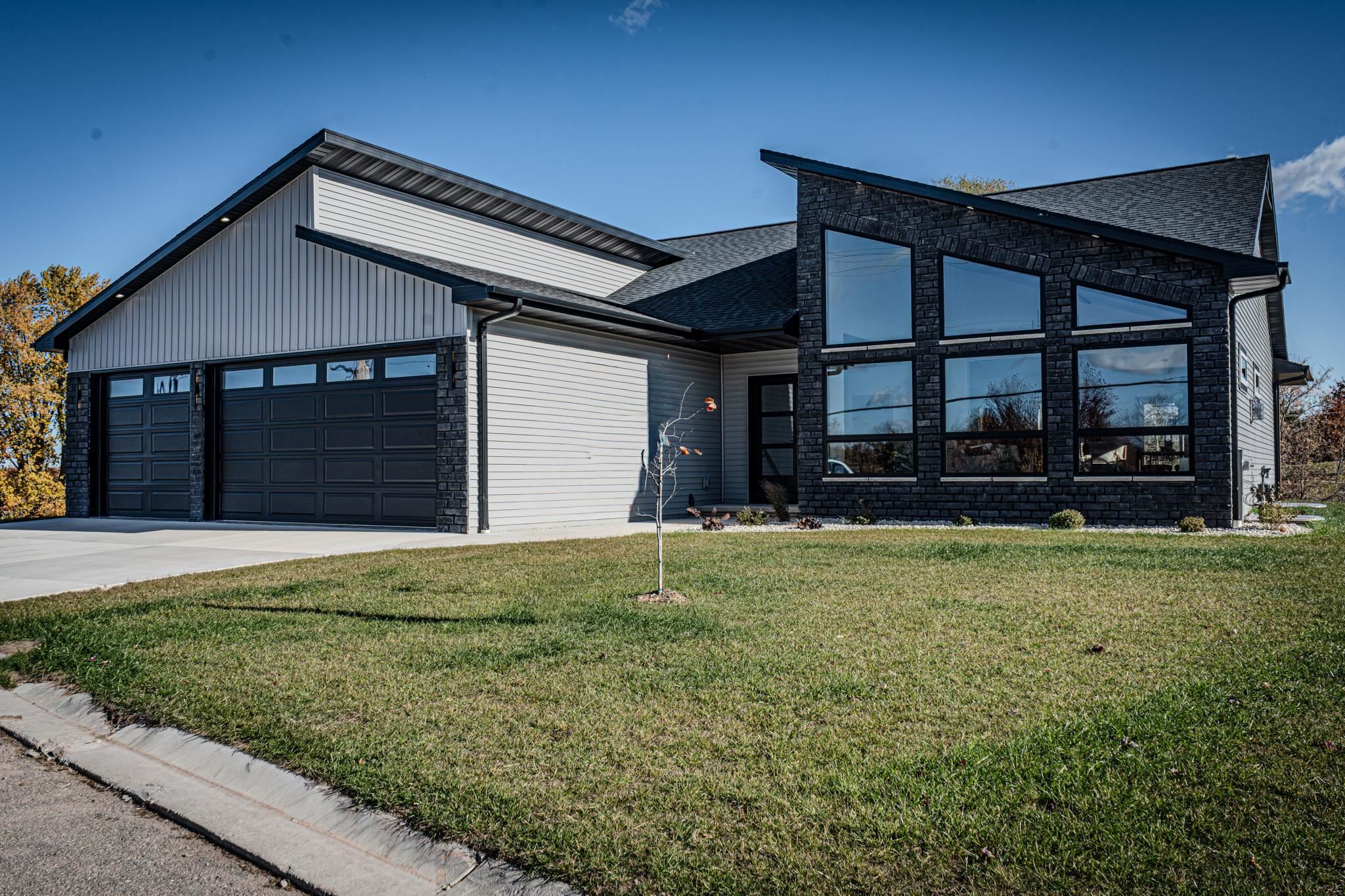 【K-HOUSE】 1376 Kenzie Court, DE PERE, WI 54115 50325337 - Call Broadway Real