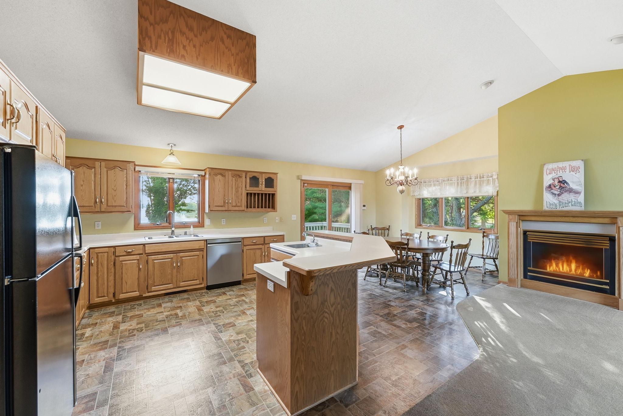 9900 W Lake Court
