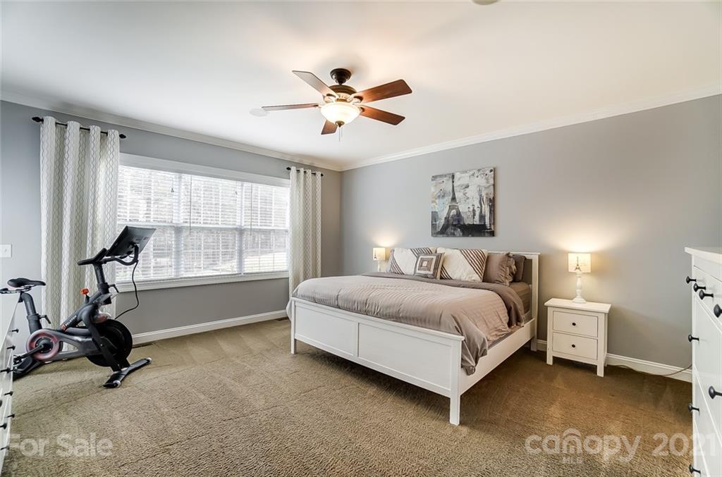 12058 Pelican Court