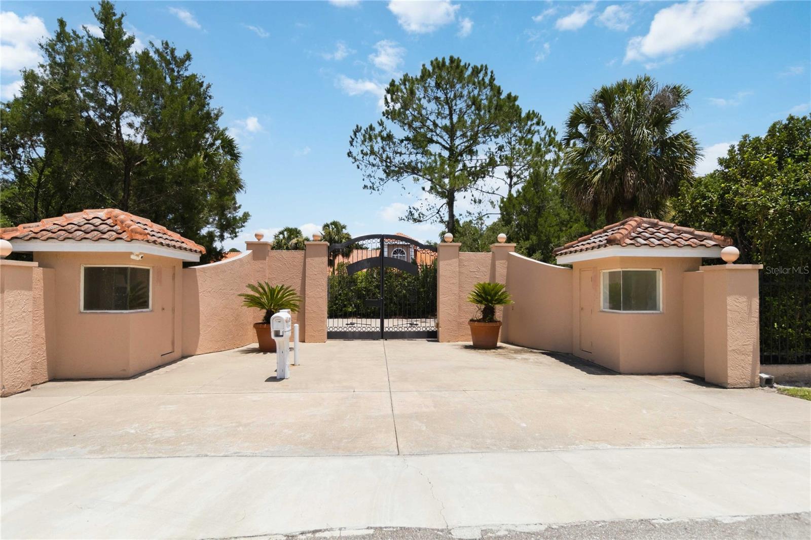 593 Dunmar Circle