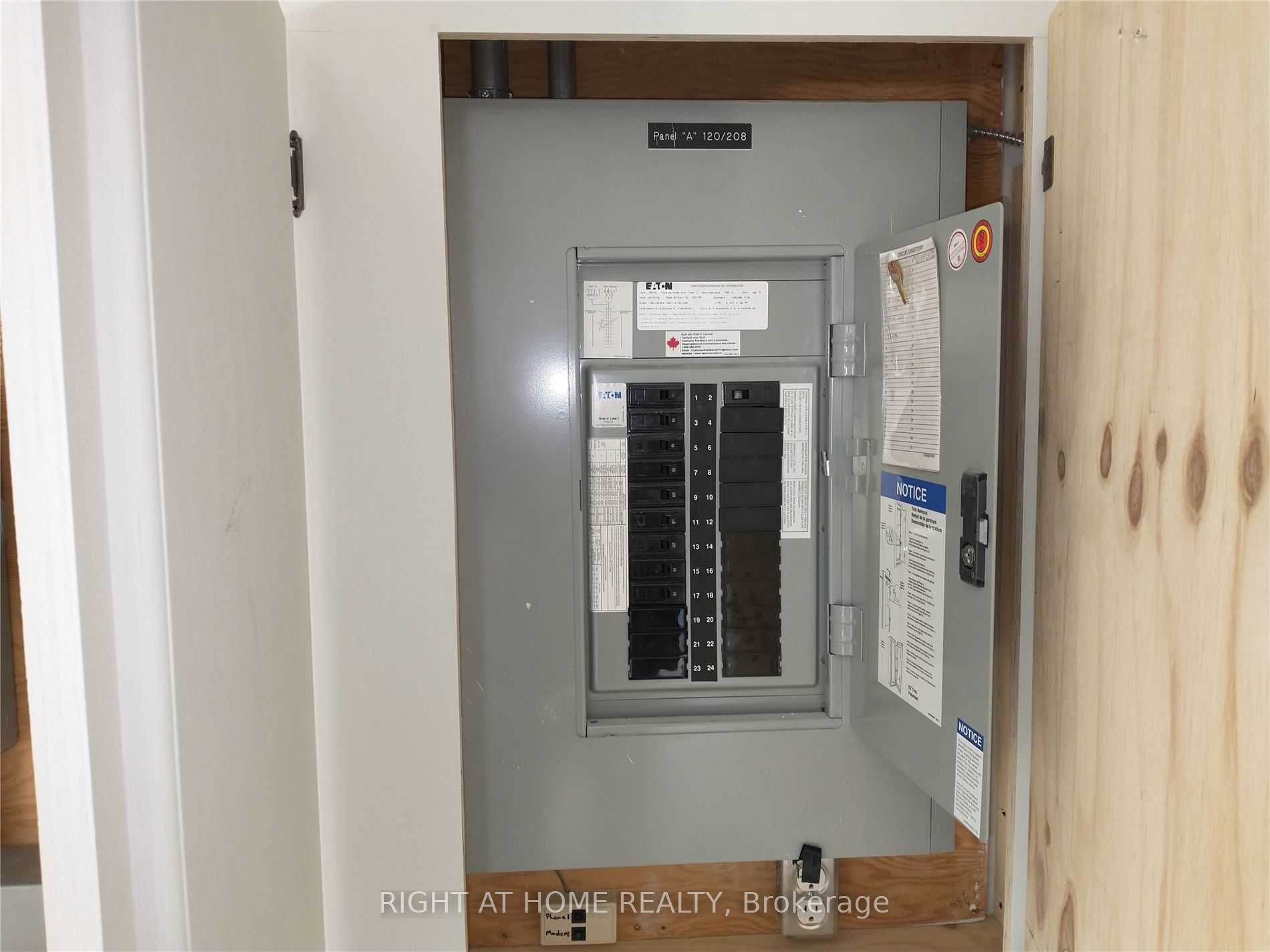 1077 Boundary Rd 108