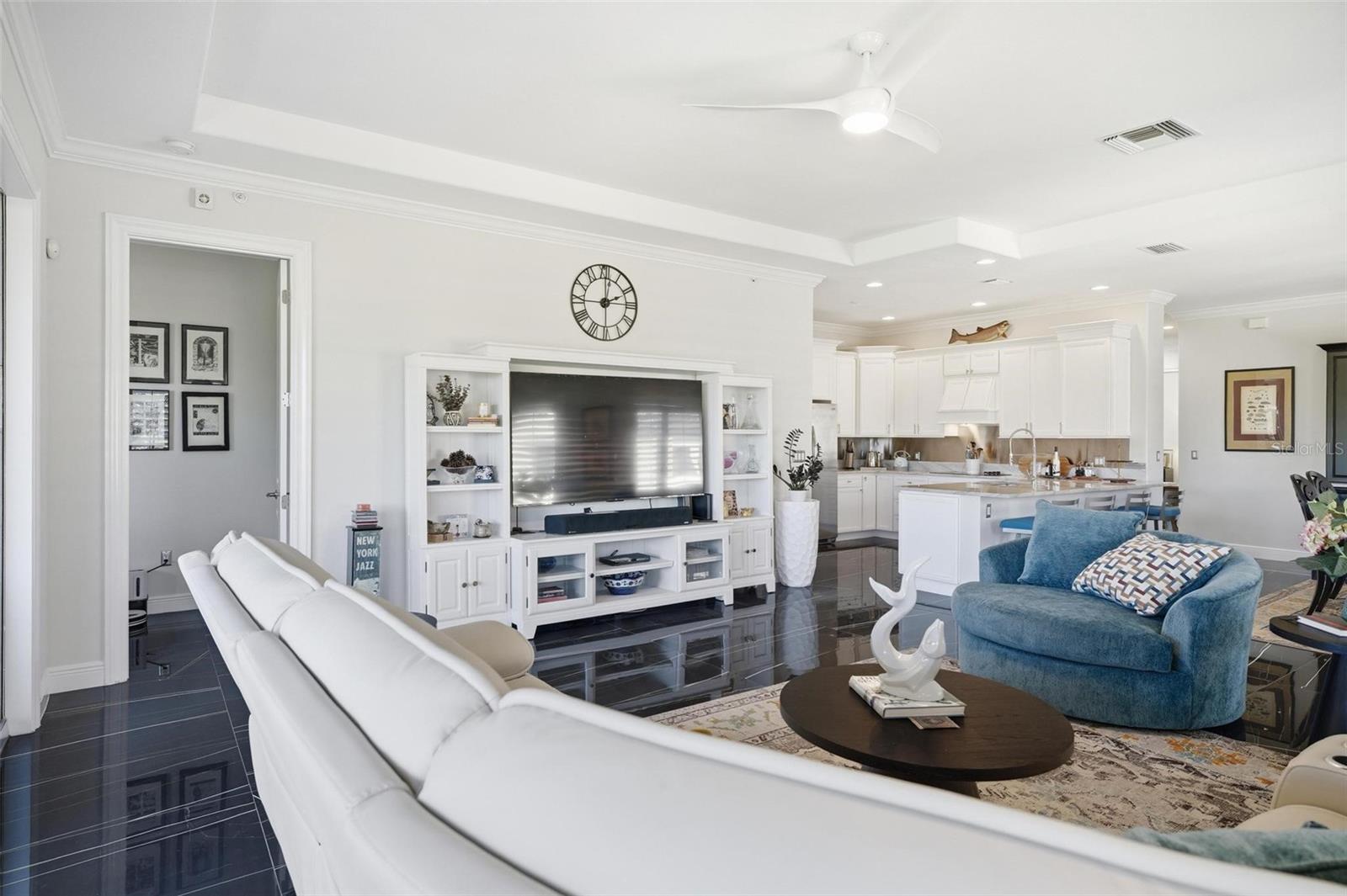 110 Club House Drive 301