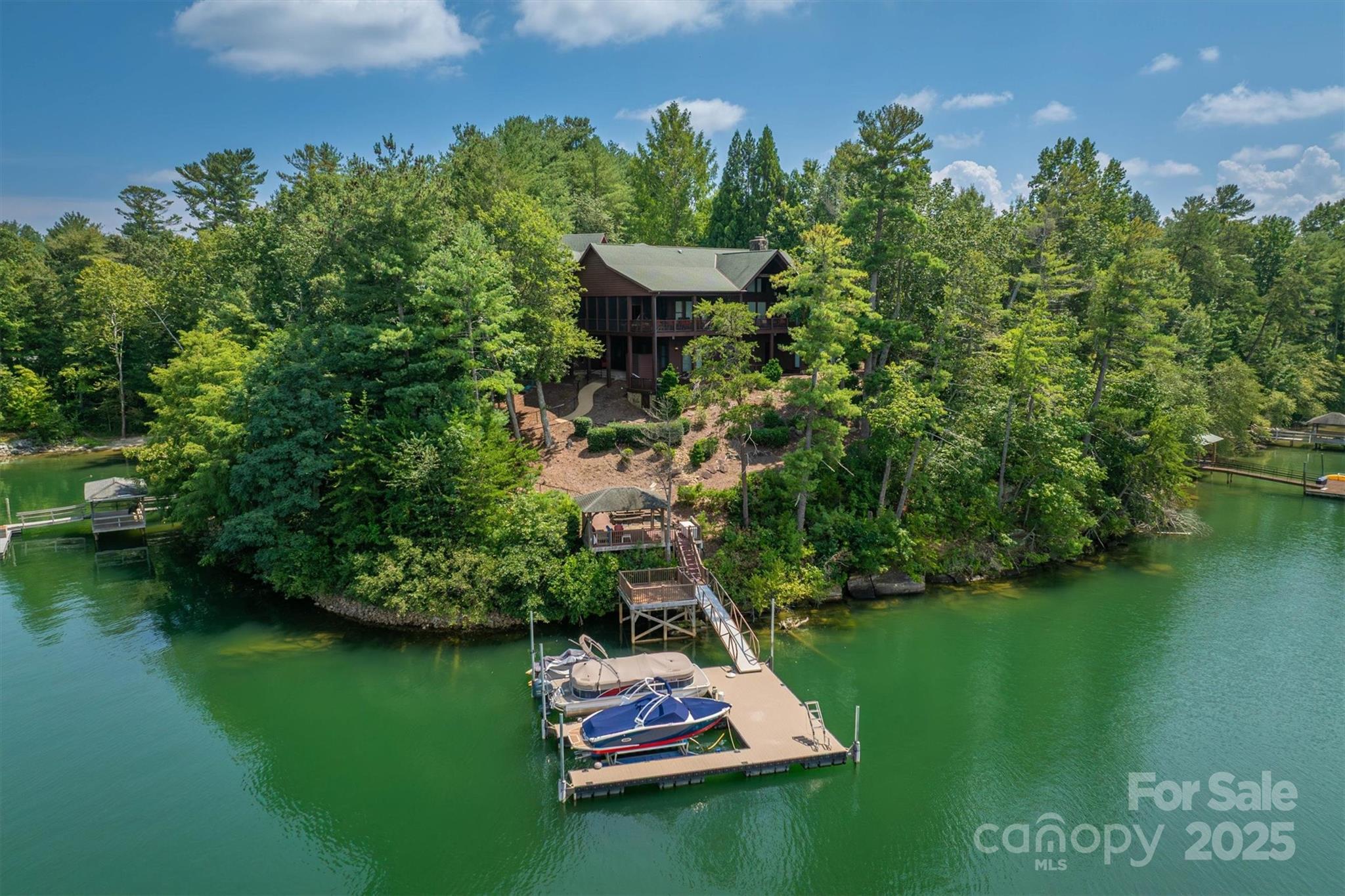 5140 Beech Bluff Drive