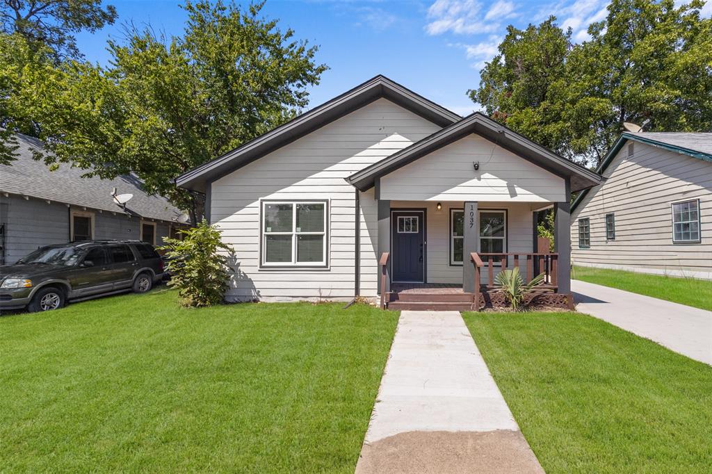 1037 E Richmond Avenue