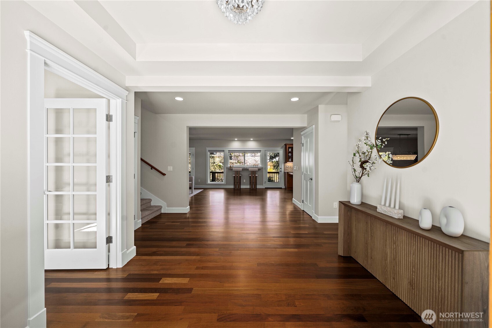 11028 E Riverside Drive