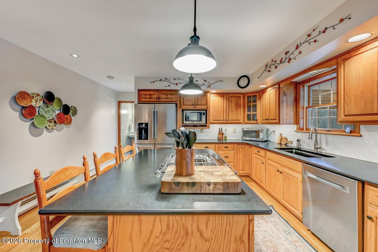 15 Longview Terrace