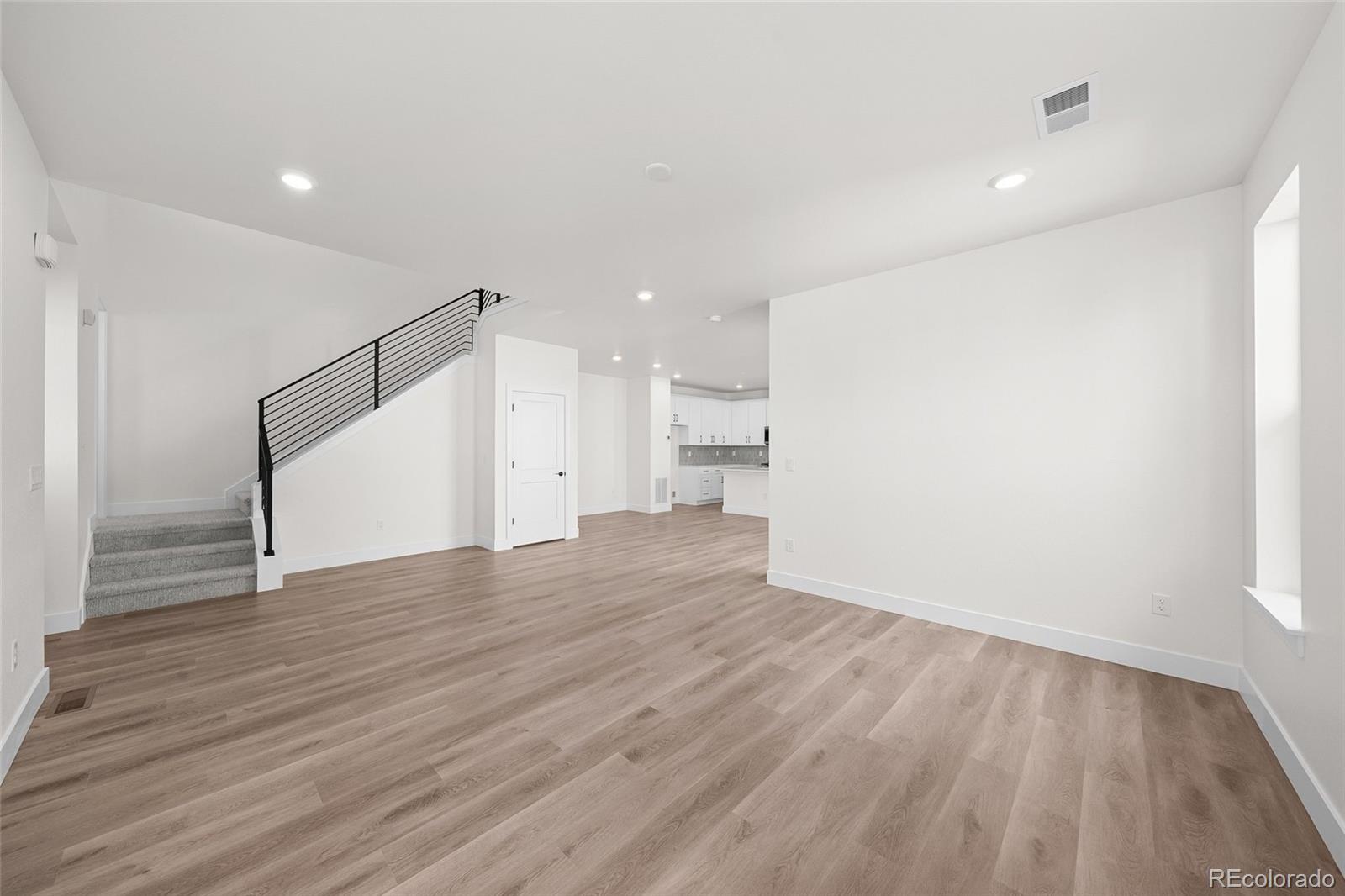 8735 Whiteclover Street