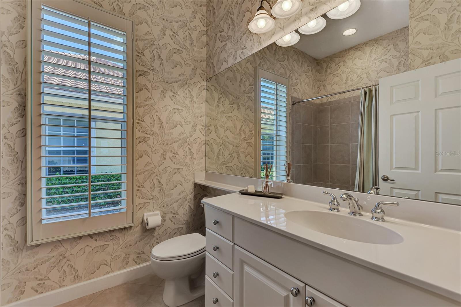 4233 Grosse Pointe Drive