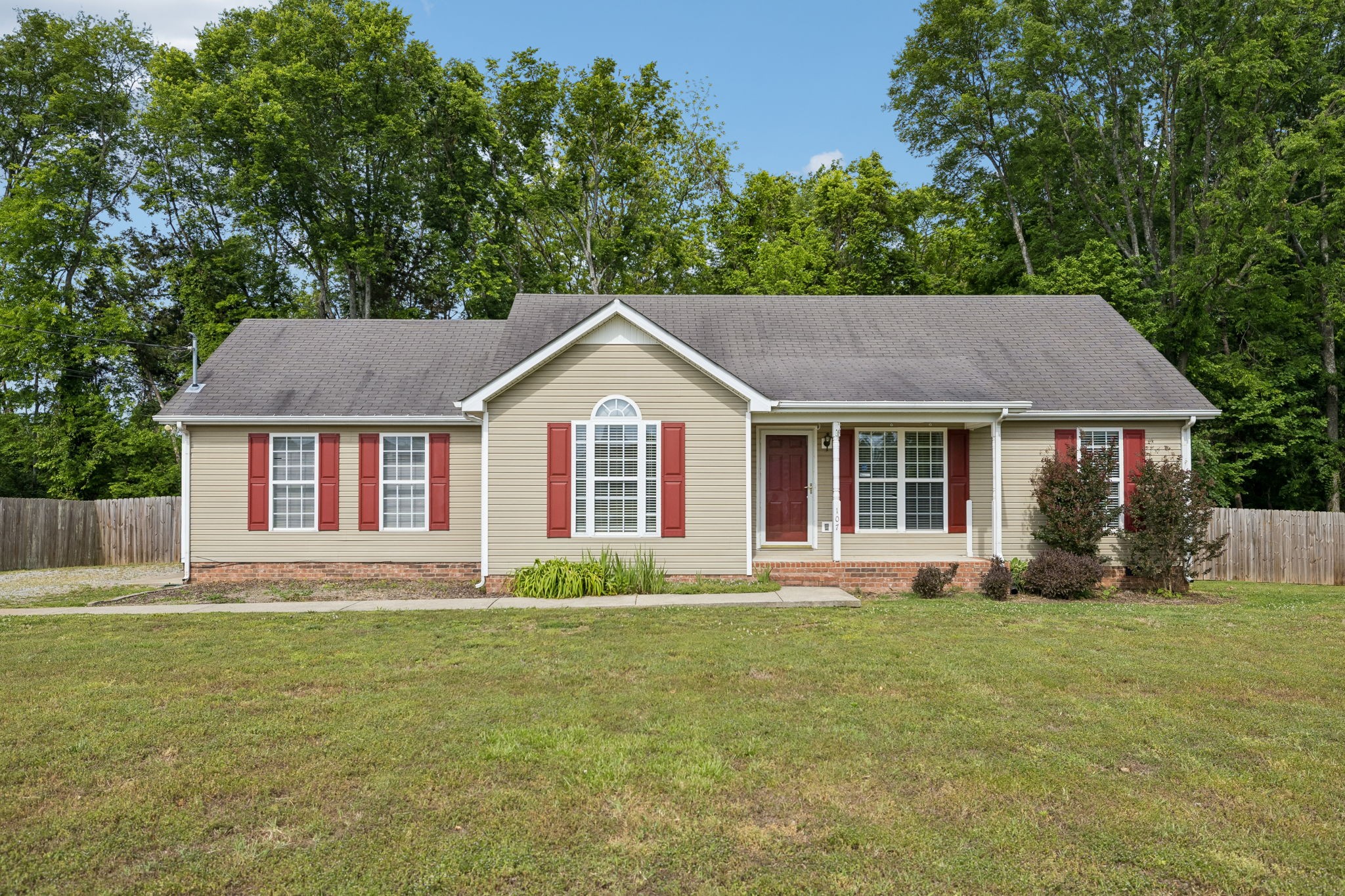 107 Bedford Ct — sold