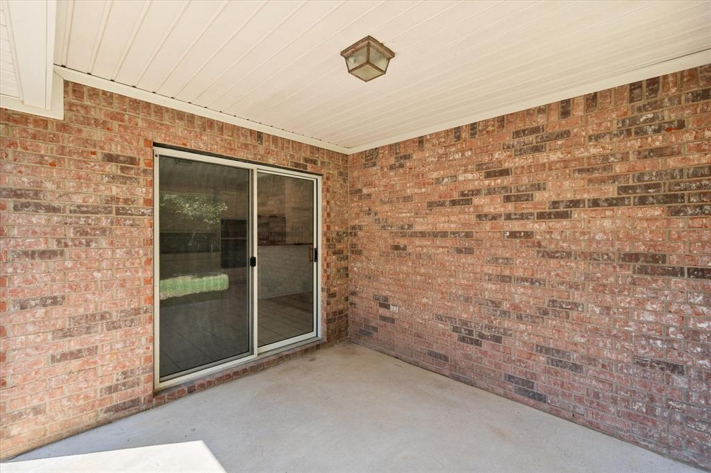 2724 Forest Lake Drive