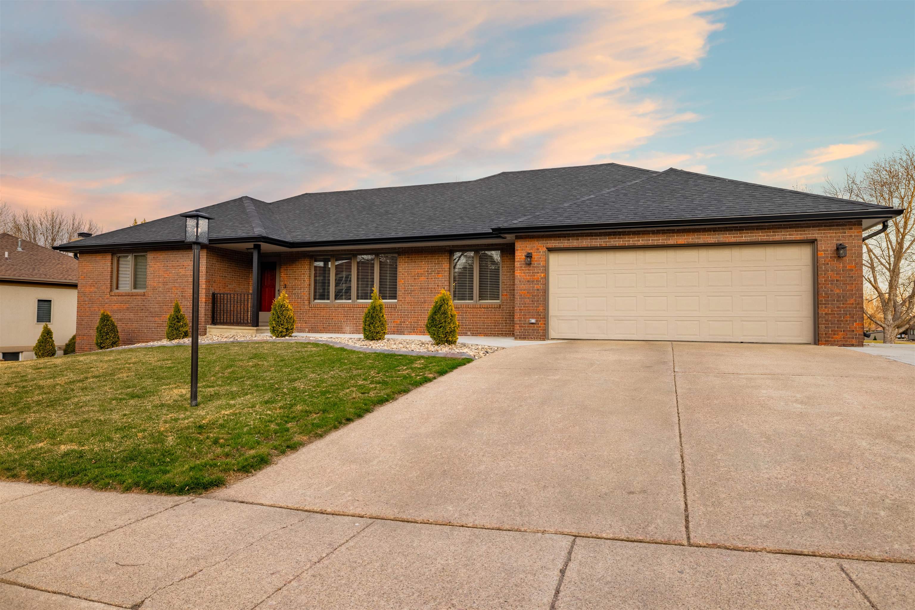2206 Burleigh, Yankton, SD