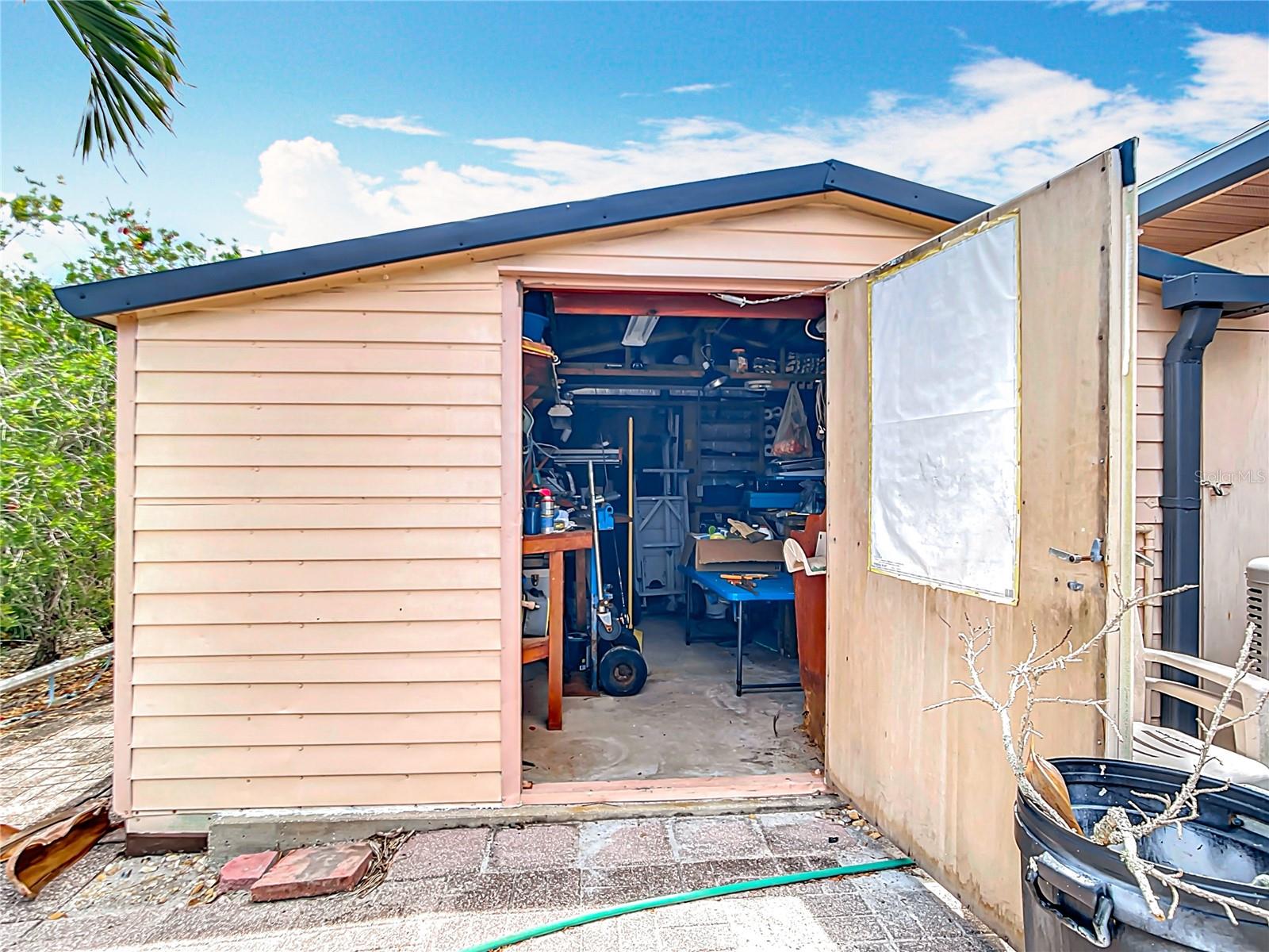 18790 Countryman Avenue