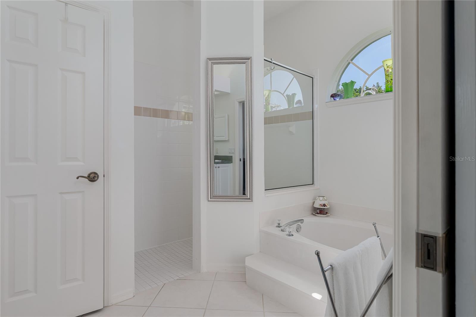 6101 Laurel Creek Trail