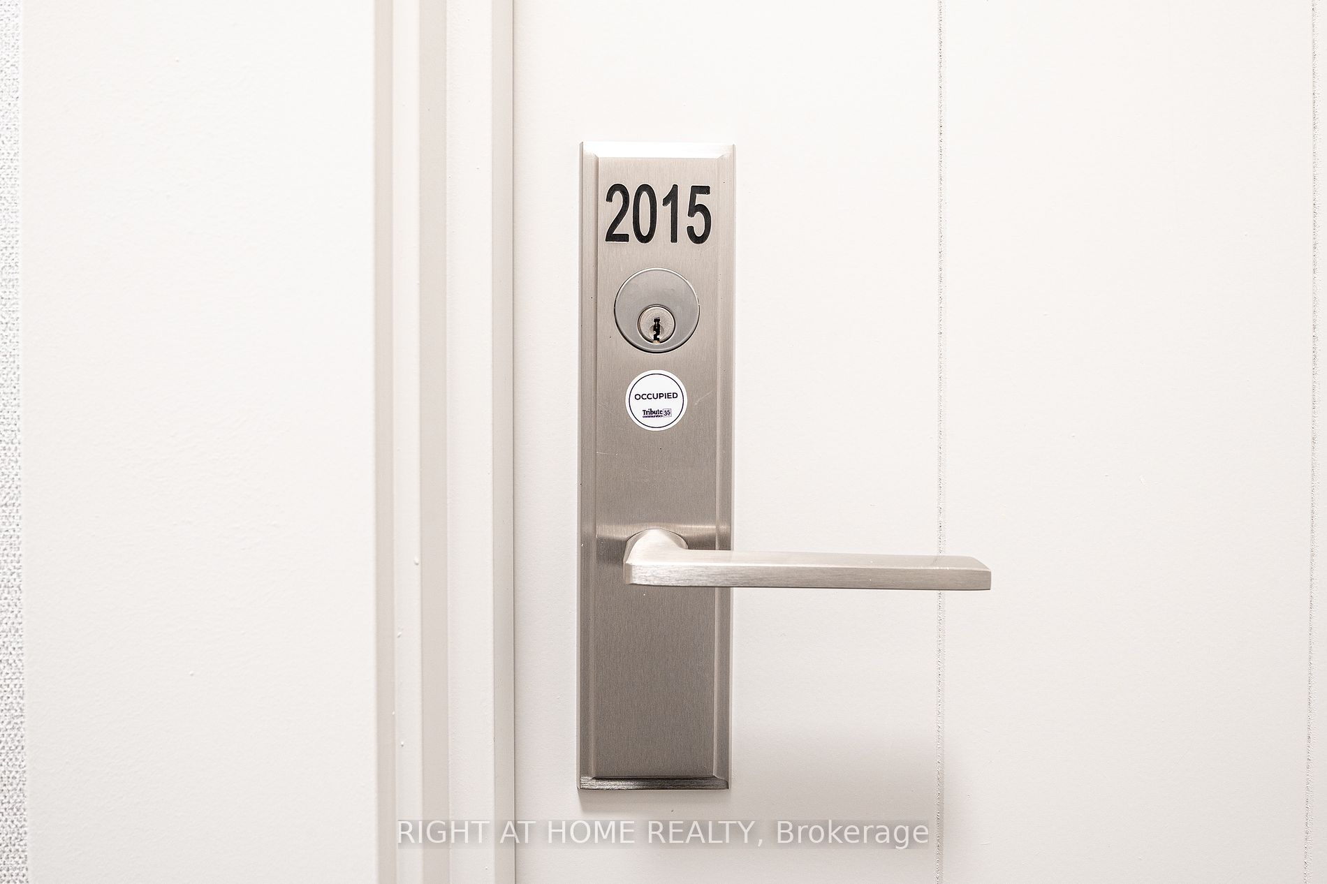 2550 N Simcoe St 2015