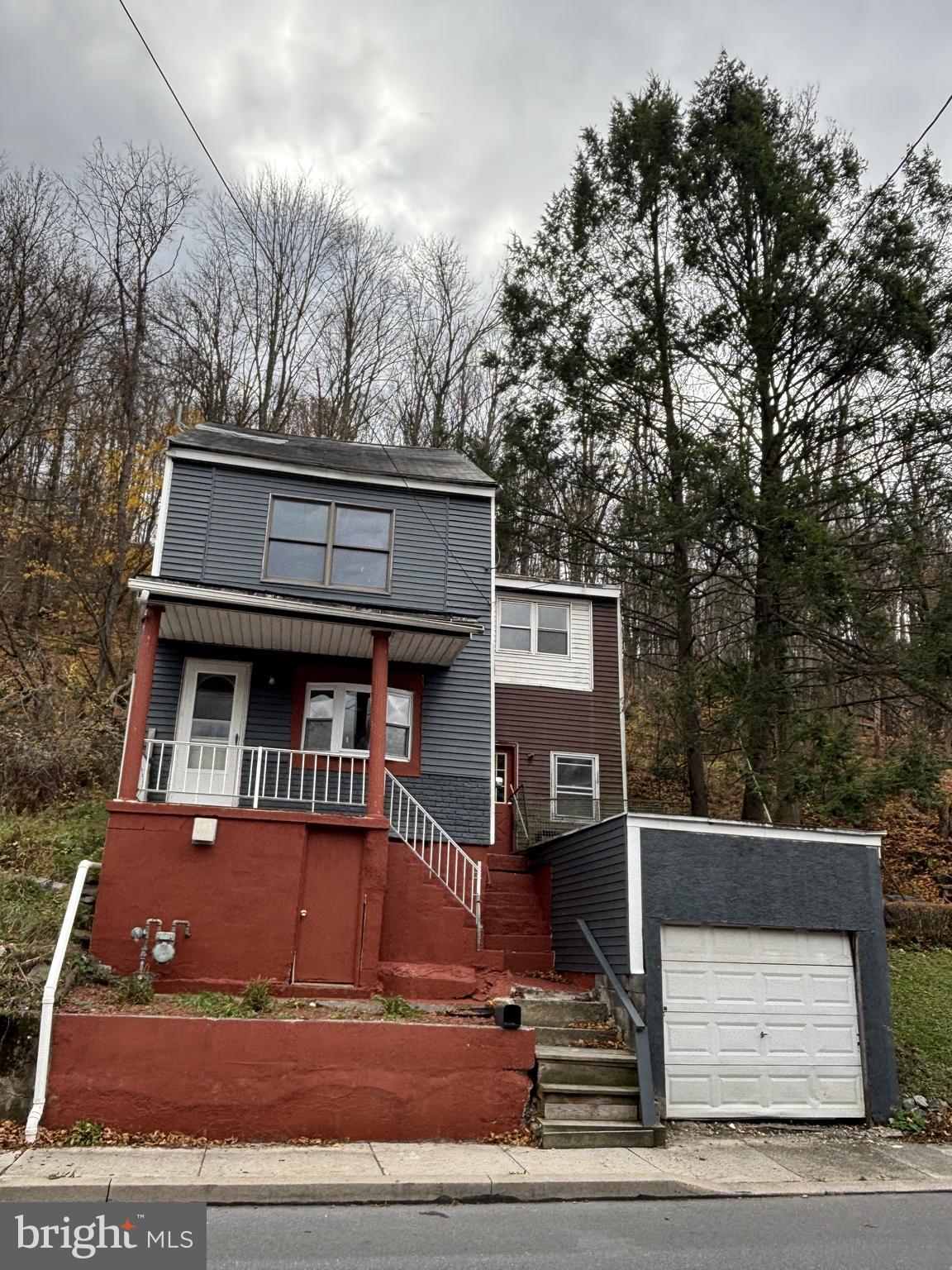 321 Peacock St  