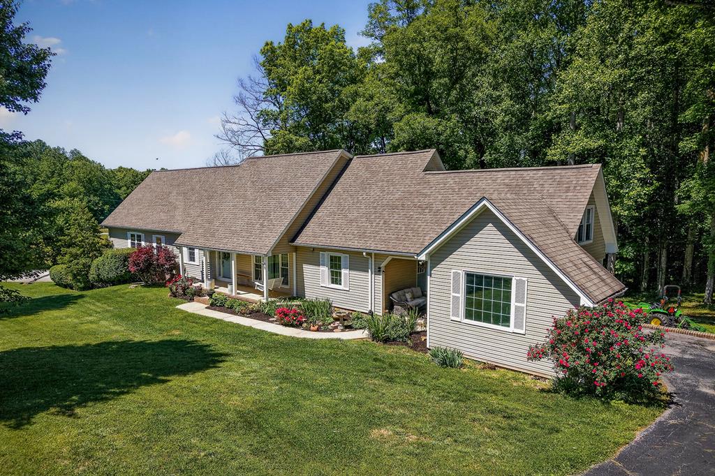 2246 Hidden Cove Rd