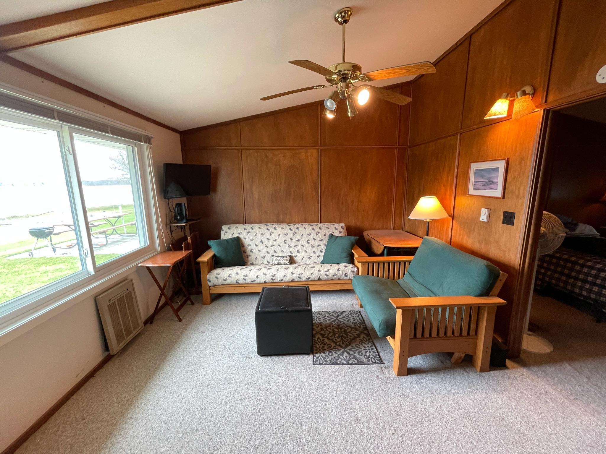 46286 Gone Fishin B-4