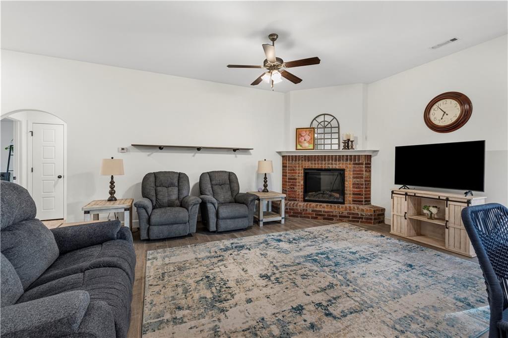 337 Sidney Lane