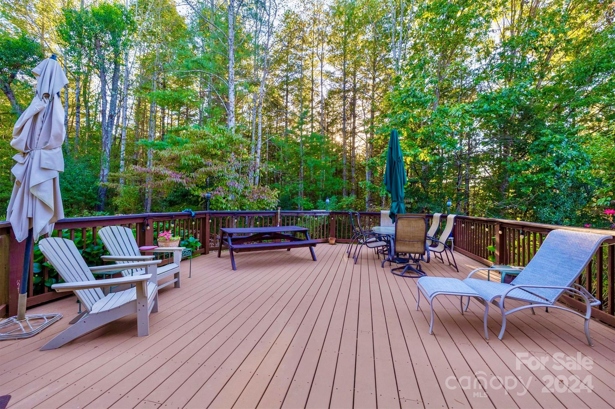 5219 Sunset Creek Lane