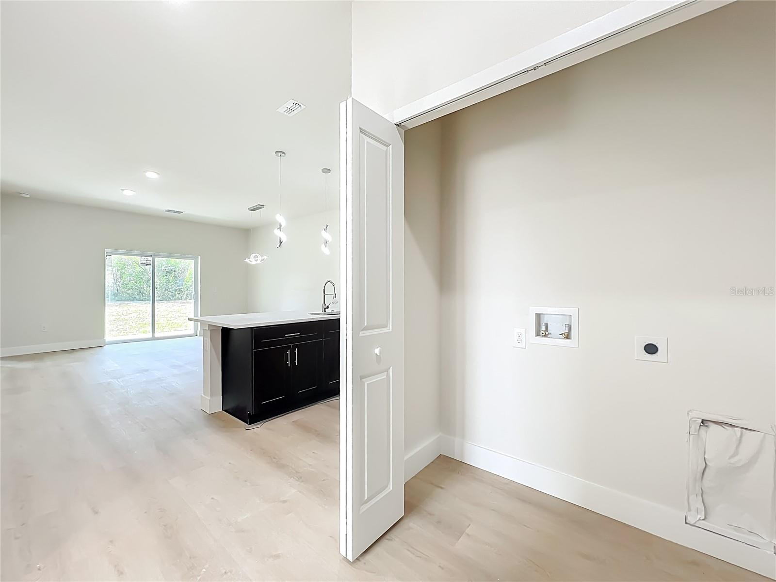 356 W 4th Street