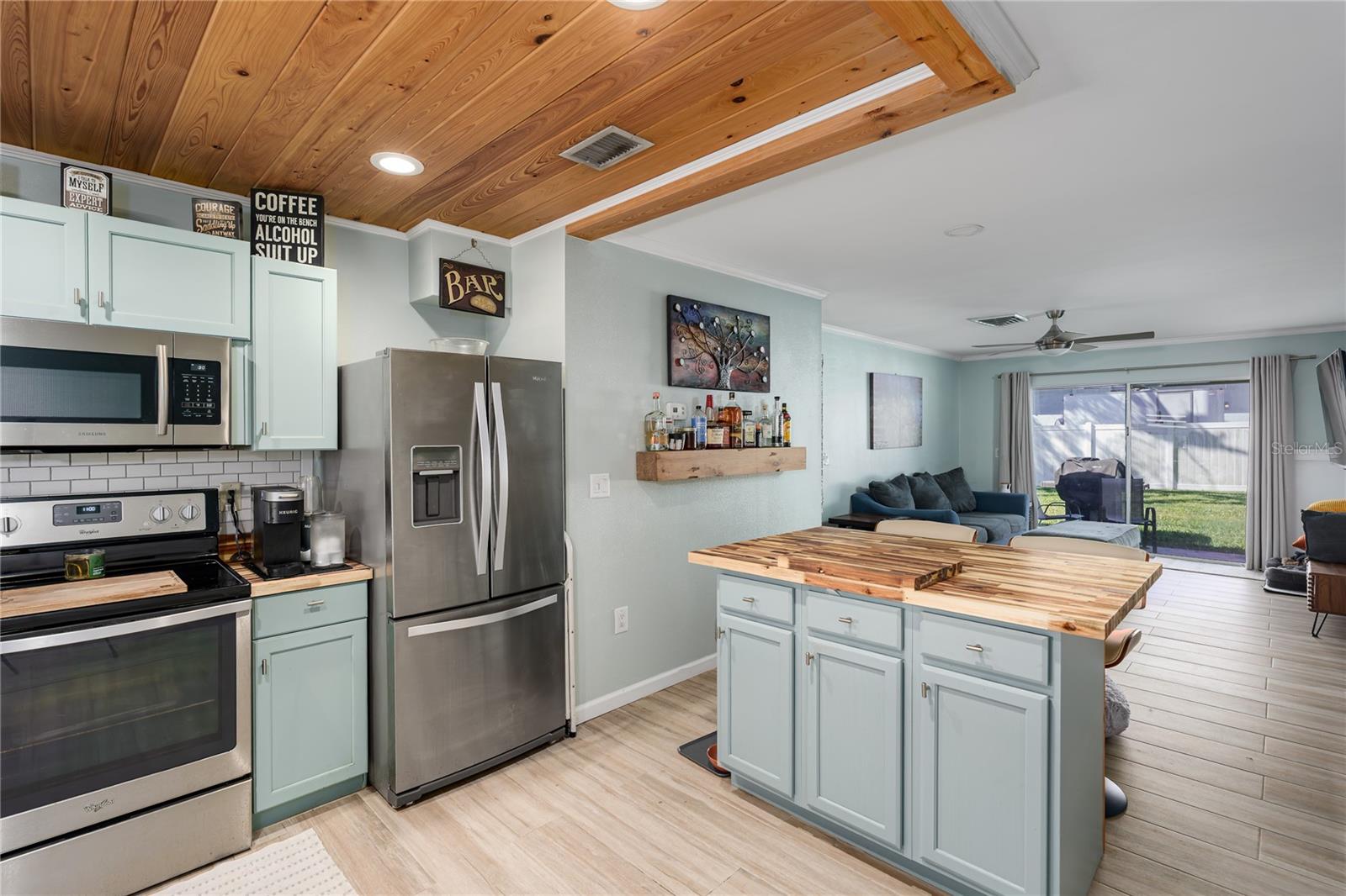 2115 9th Avenue W 6D