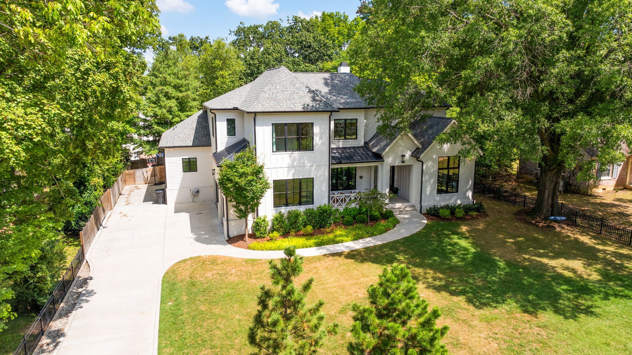4125  Outer Dr