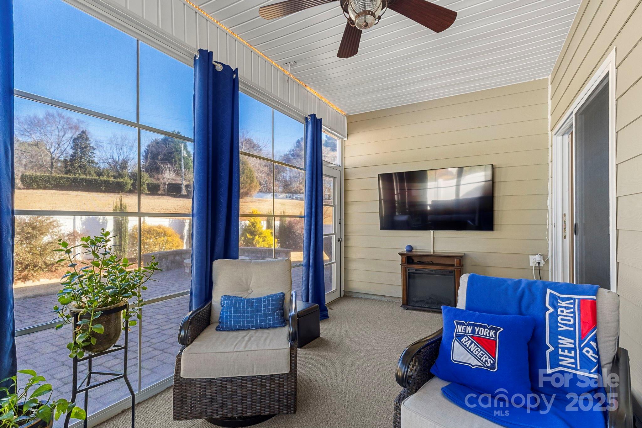 3729 Norman View Drive