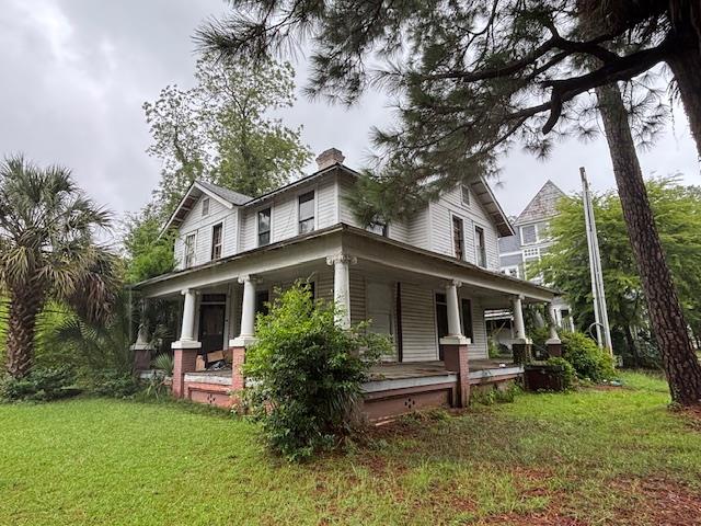 5 BR, 2 BA Victorian home with 7 fireplaces. Two of the seven fireplaces are elaborately carved with decorative mirror! Great commercial investment property in Albany with almost 3,500 sqft! Great commercial location with busy streets, would make a great doctor or lawyers' office. Property needs to be renovated, home sold "as is" condition. Property is priced to sell for under $100,000! Property needs a lot of work, but has tons of potential!