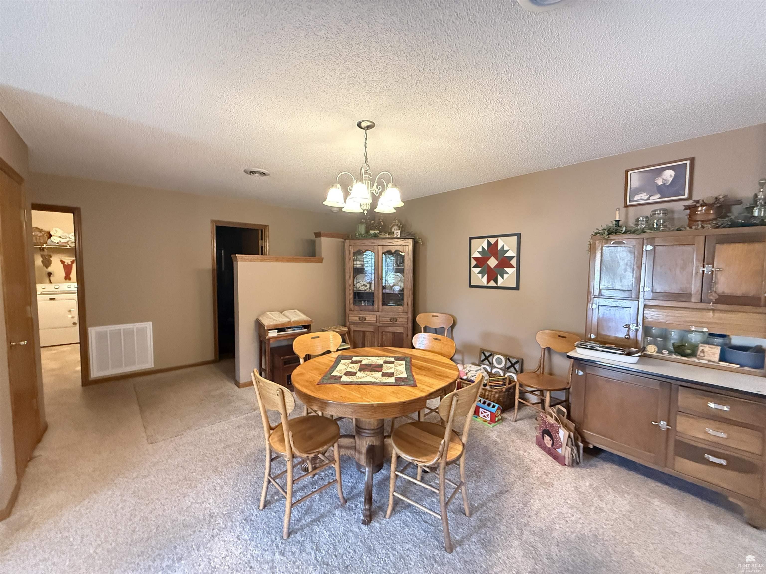3851 Fox Ridge Drive