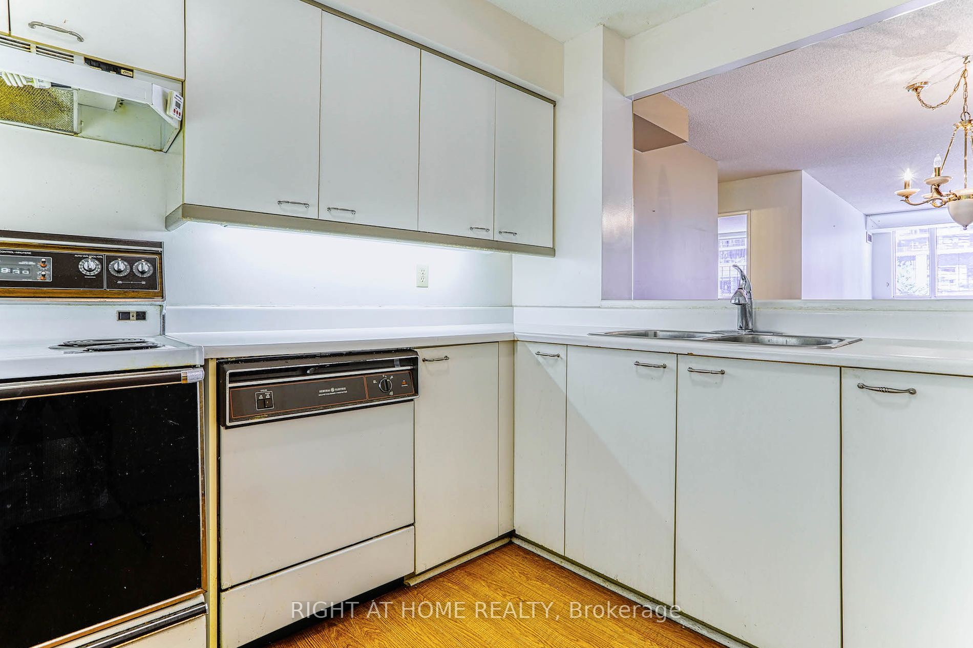 100 Upper Madison Ave 304