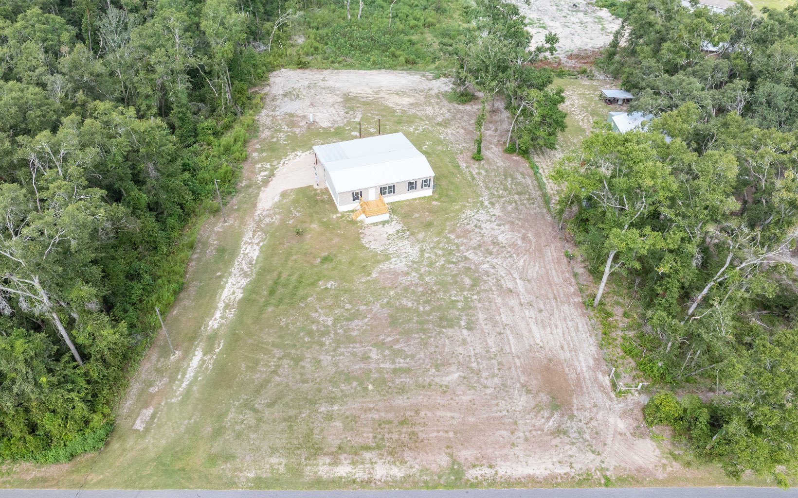 1935 NE Shady Oaks Rd