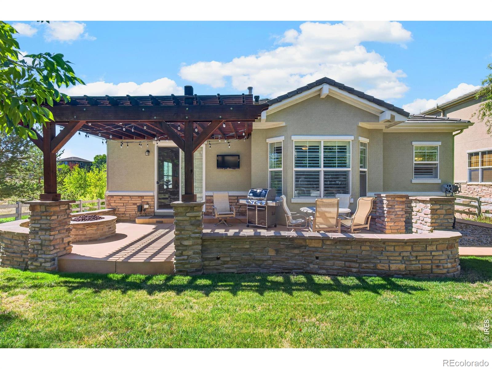 3423 Vestal Loop