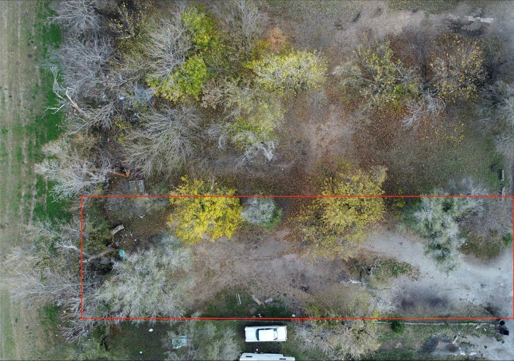 Perfect spot to build your next home in a quiet SW OKC neighborhood! Buyer to verify schools.