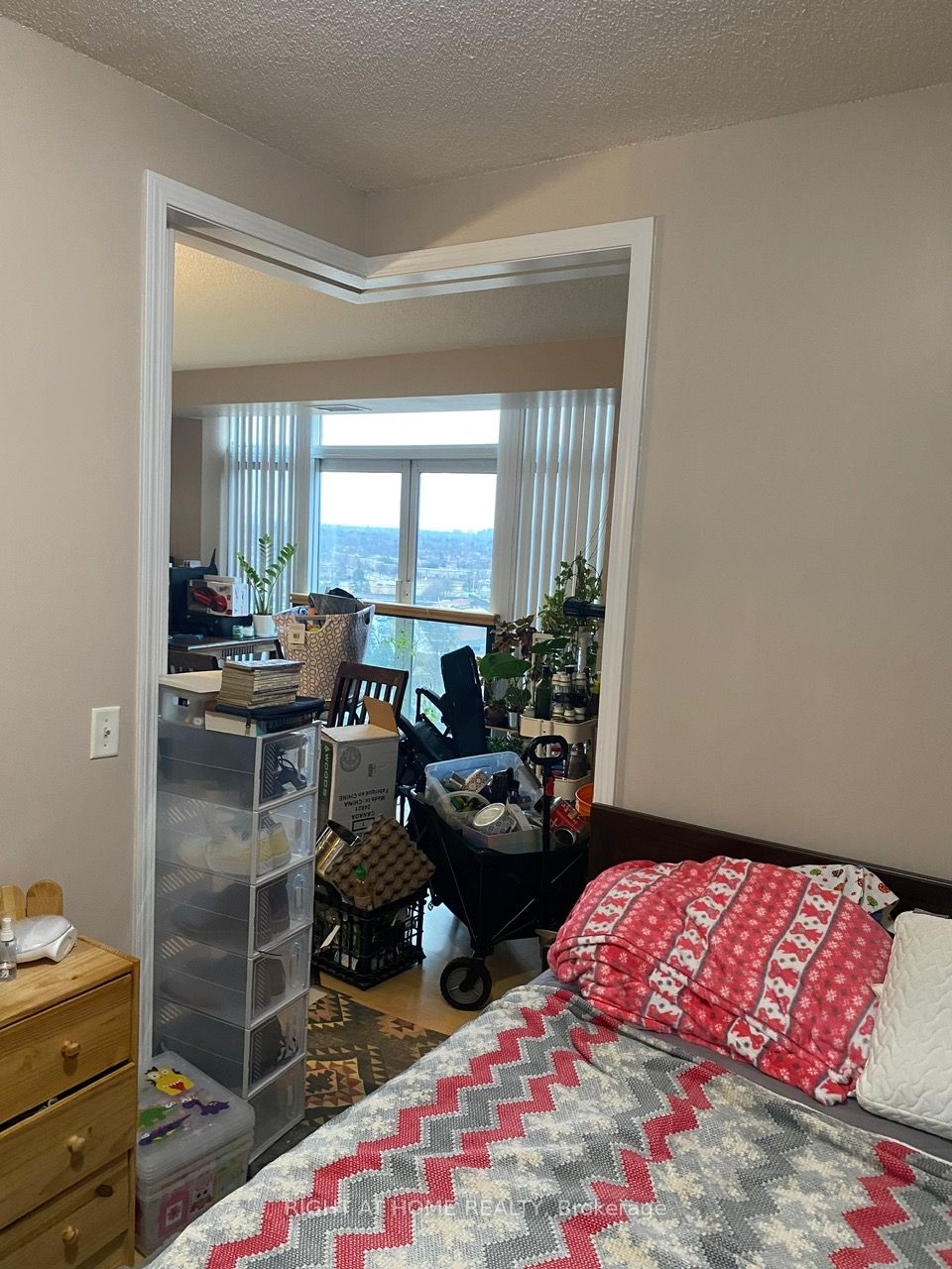 200 E Burnhamthorpe Rd 1504