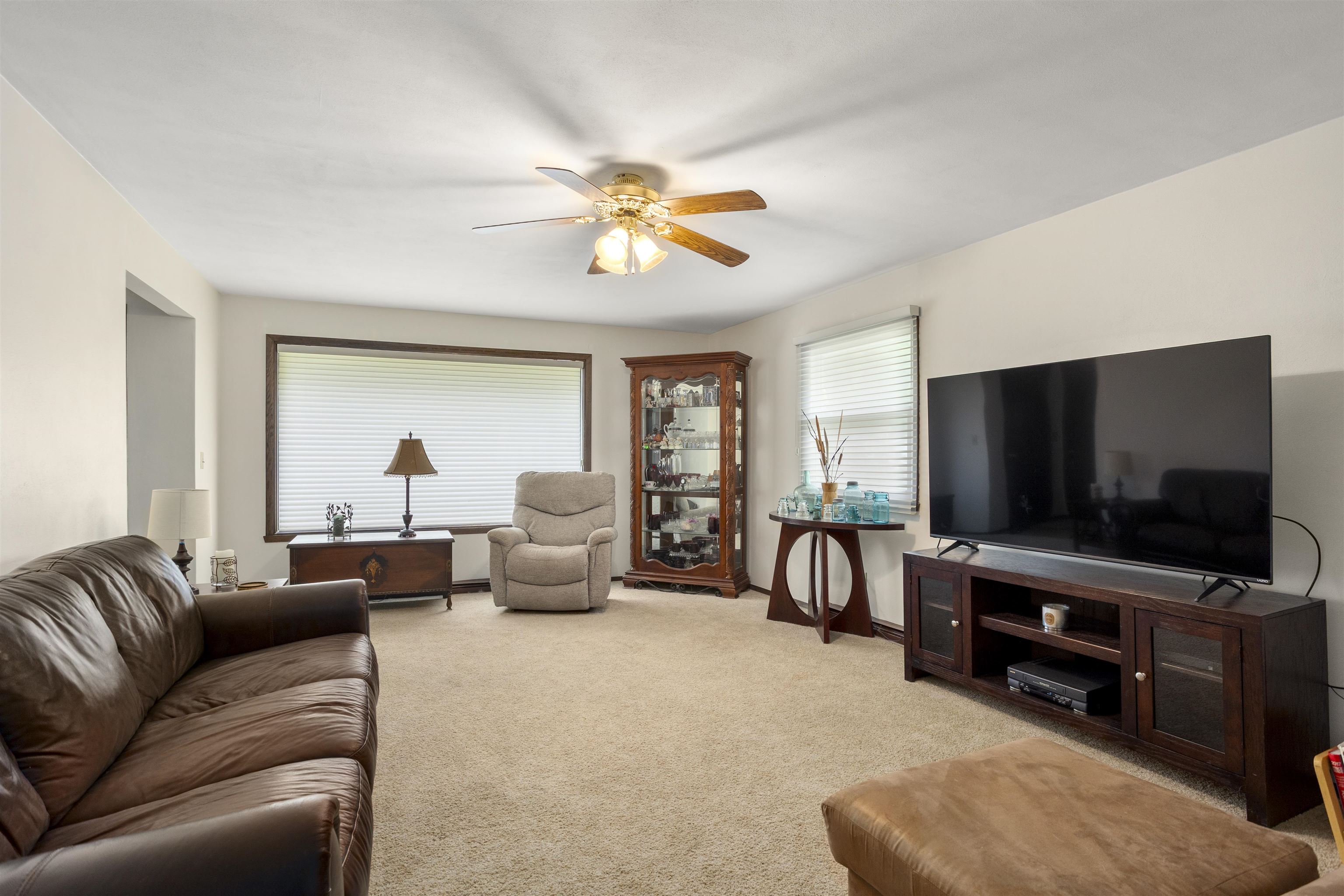 224 E Taft Avenue