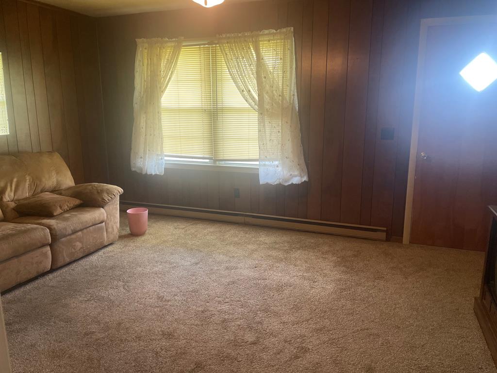 126 126 Columbine Ln