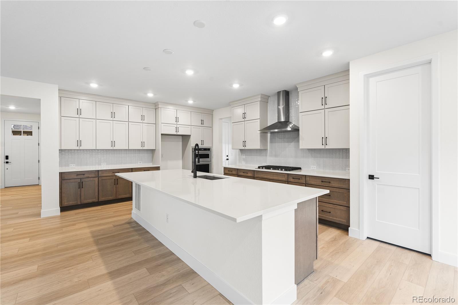 11245 Moonshimmer Street