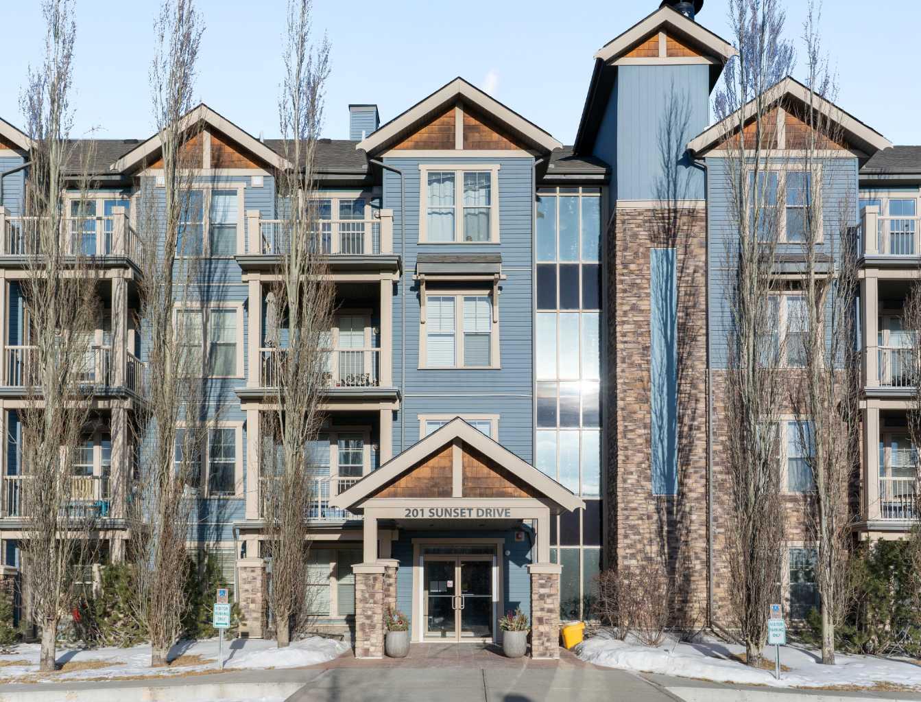 201 Sunset Drive 401