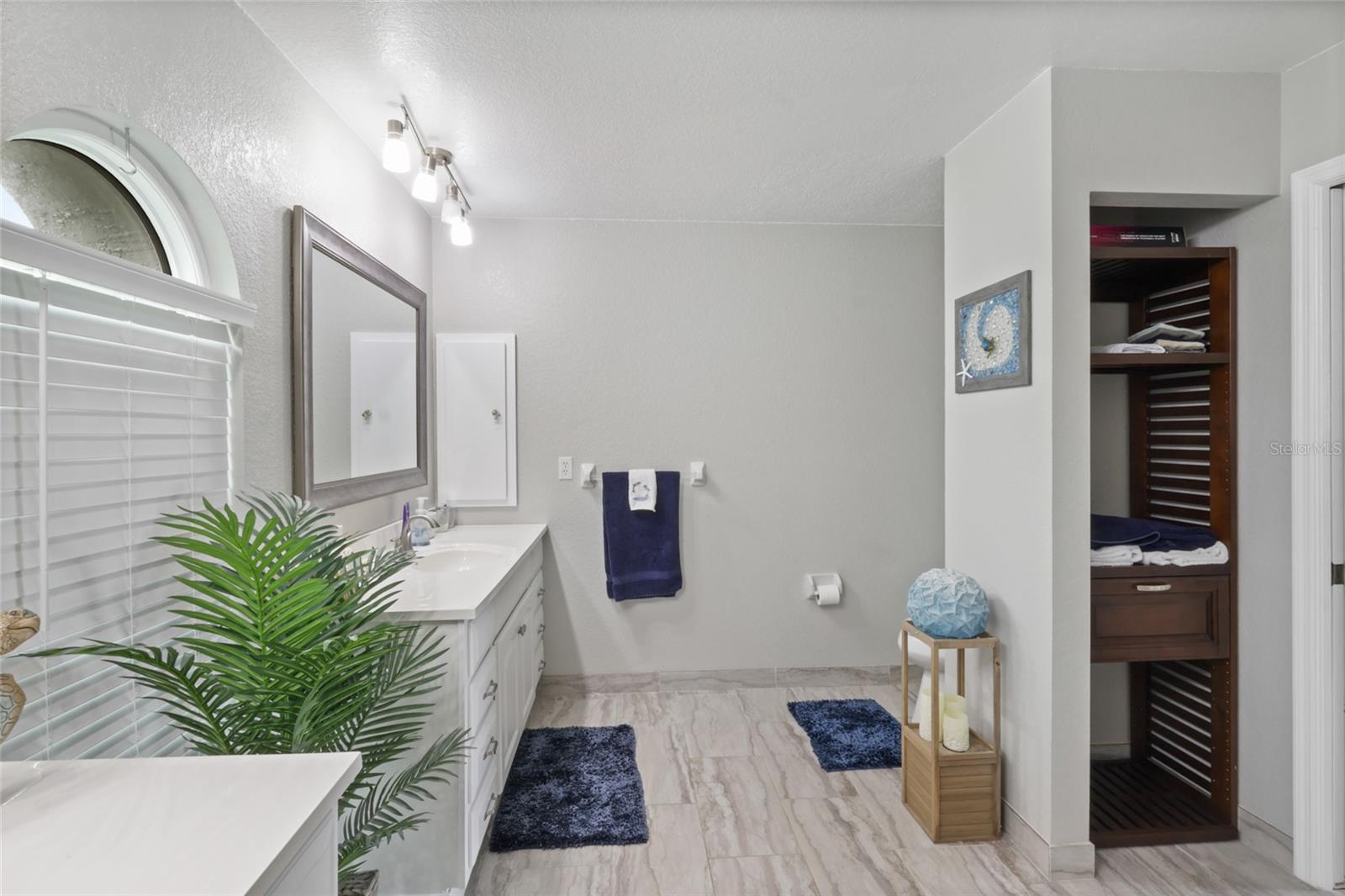 27401 Voyageur Drive